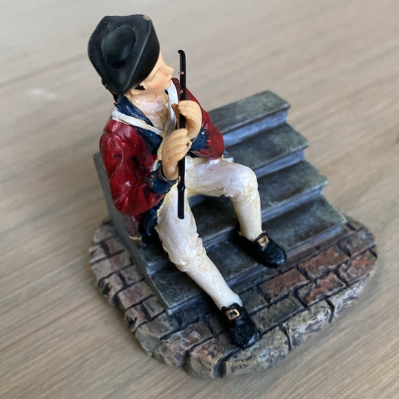 Williamsburg Seated Fifer - Lang and Wise - Picture 9 of 10